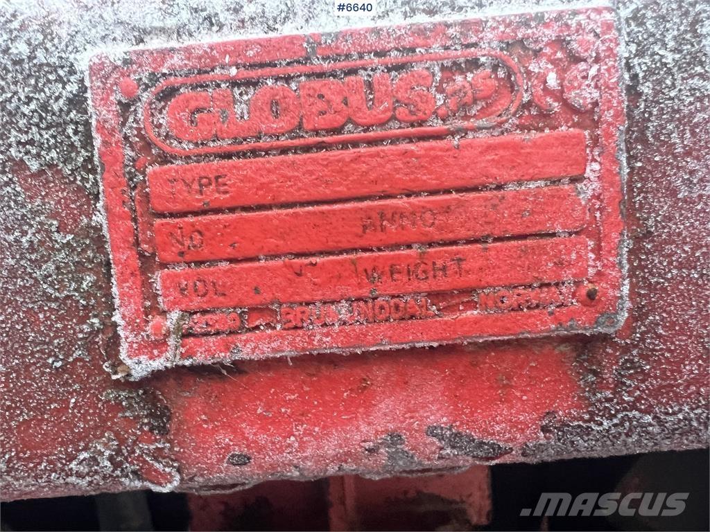 Globus snøfres حراثات ونصول الجليد