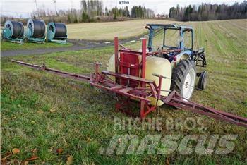 Hardi LXY 800 رشاشات ذاتية الحركة