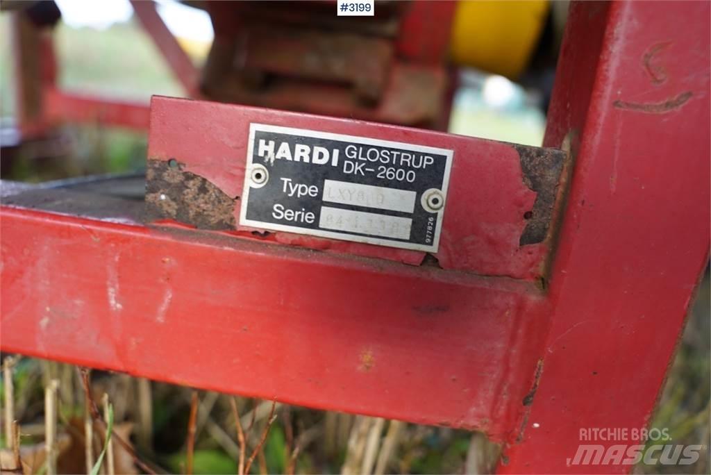 Hardi LXY 800 رشاشات ذاتية الحركة