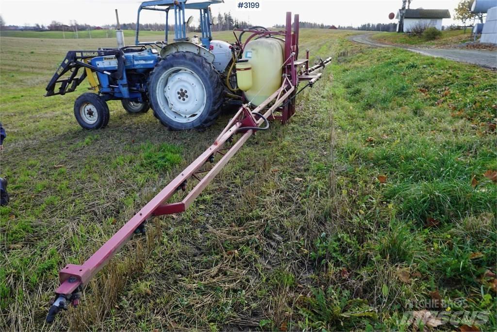 Hardi LXY 800 رشاشات ذاتية الحركة