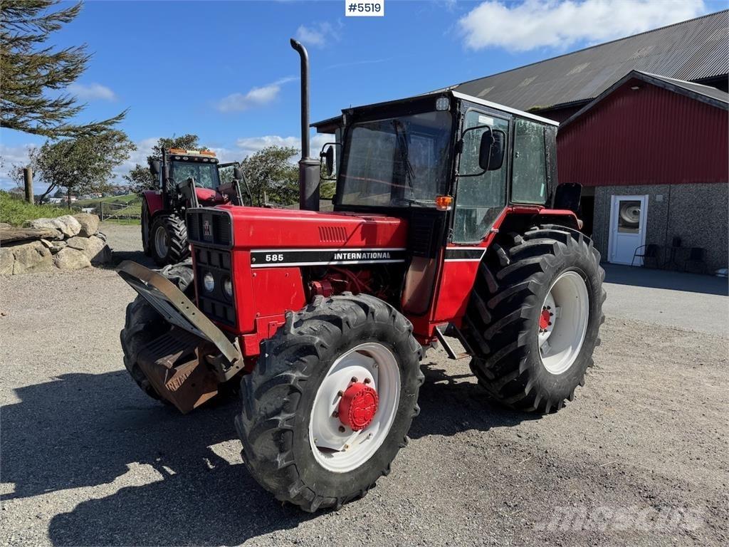 International 585 الجرارات