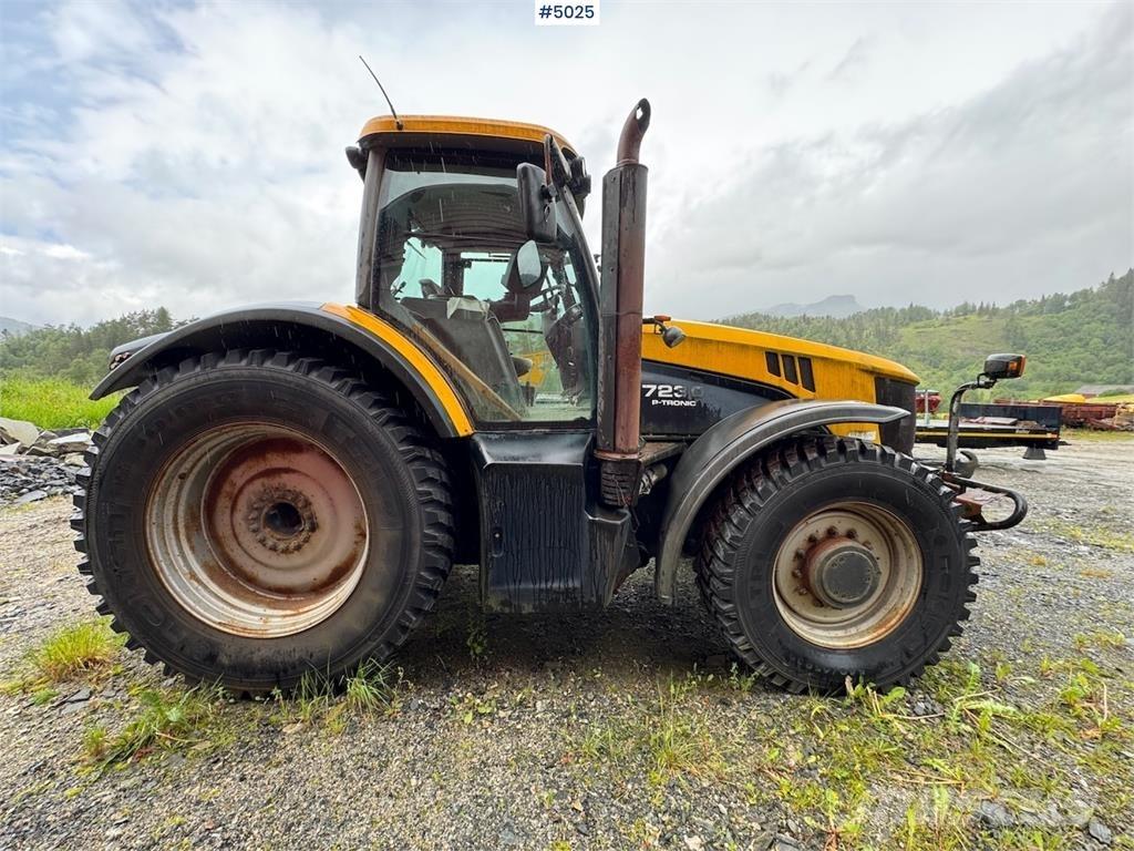 JCB Fastrac 7230 الجرارات