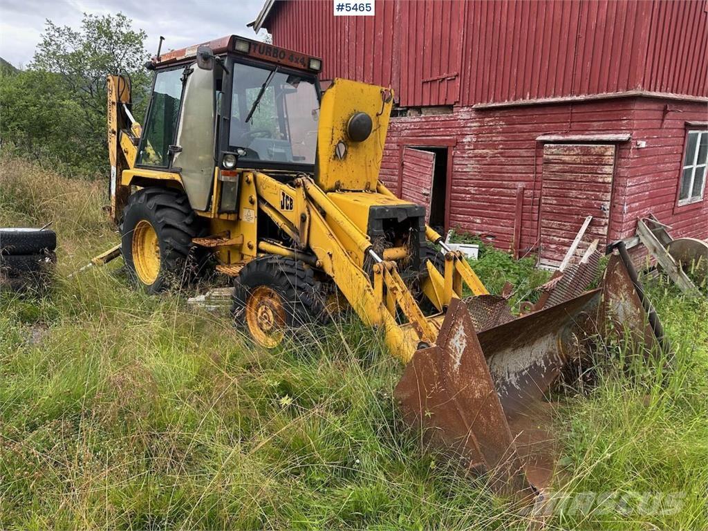 JCB Traktorgraver الجرارات