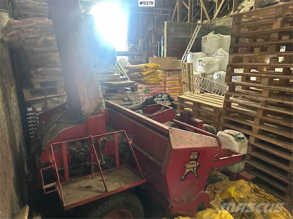 JF TS 150 معدات أخرى للحصاد