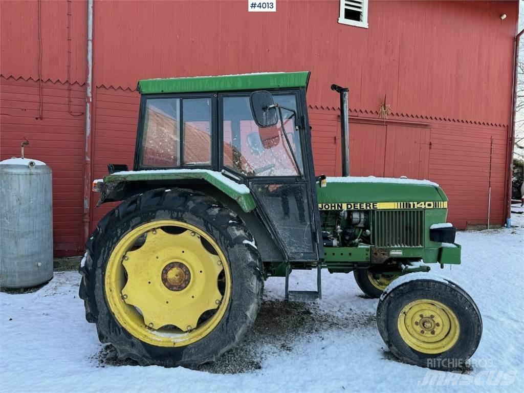 John Deere 1140 الجرارات