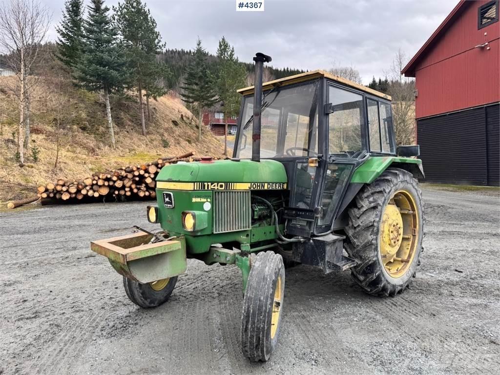 John Deere 1140 الجرارات