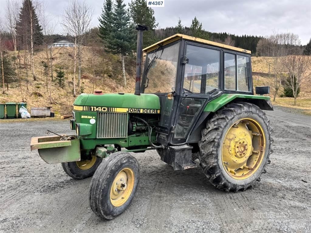 John Deere 1140 الجرارات