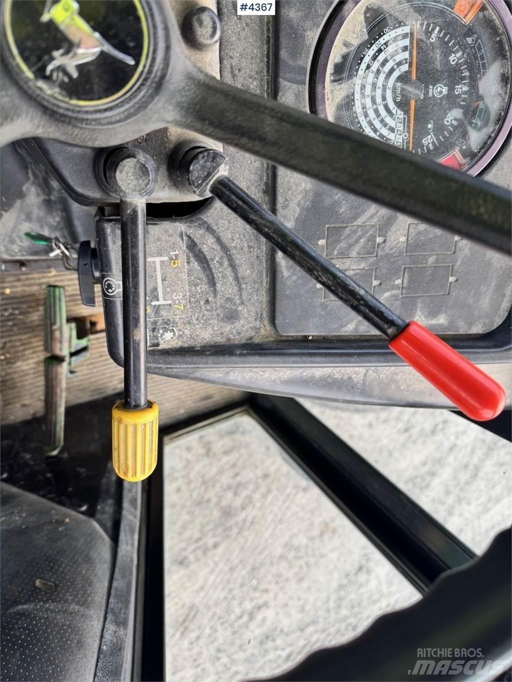 John Deere 1140 الجرارات