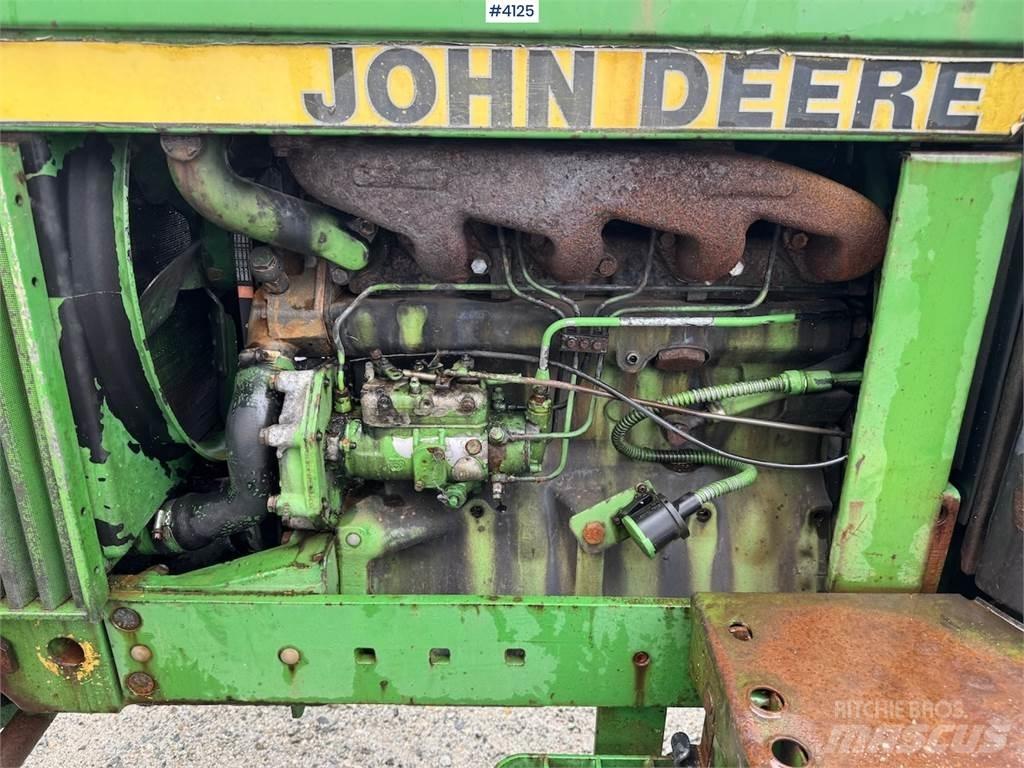 John Deere 2040 الجرارات