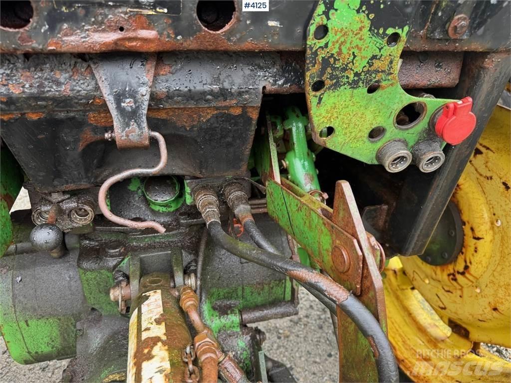 John Deere 2040 الجرارات
