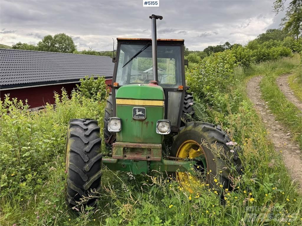John Deere 2040 الجرارات