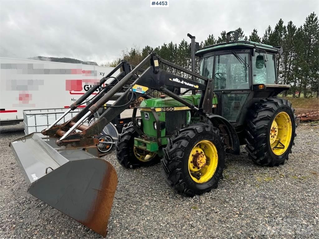John Deere 2650 الجرارات