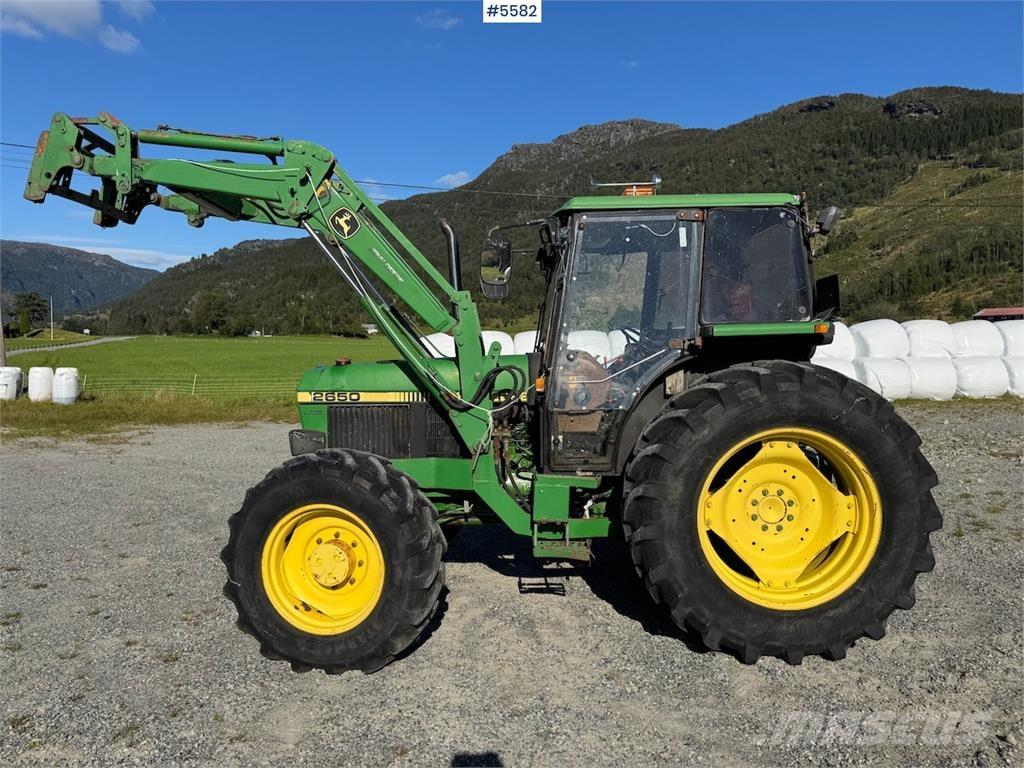 John Deere 2650 الجرارات