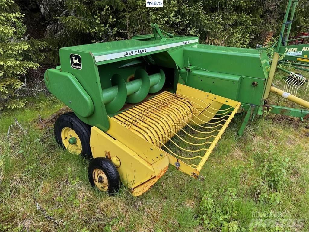 John Deere 332 A معدات أخرى للحصاد