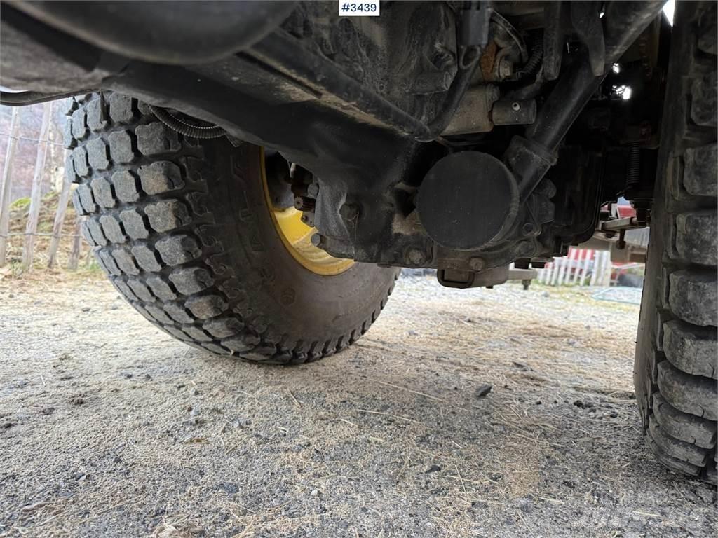 John Deere 3720 الجرارات