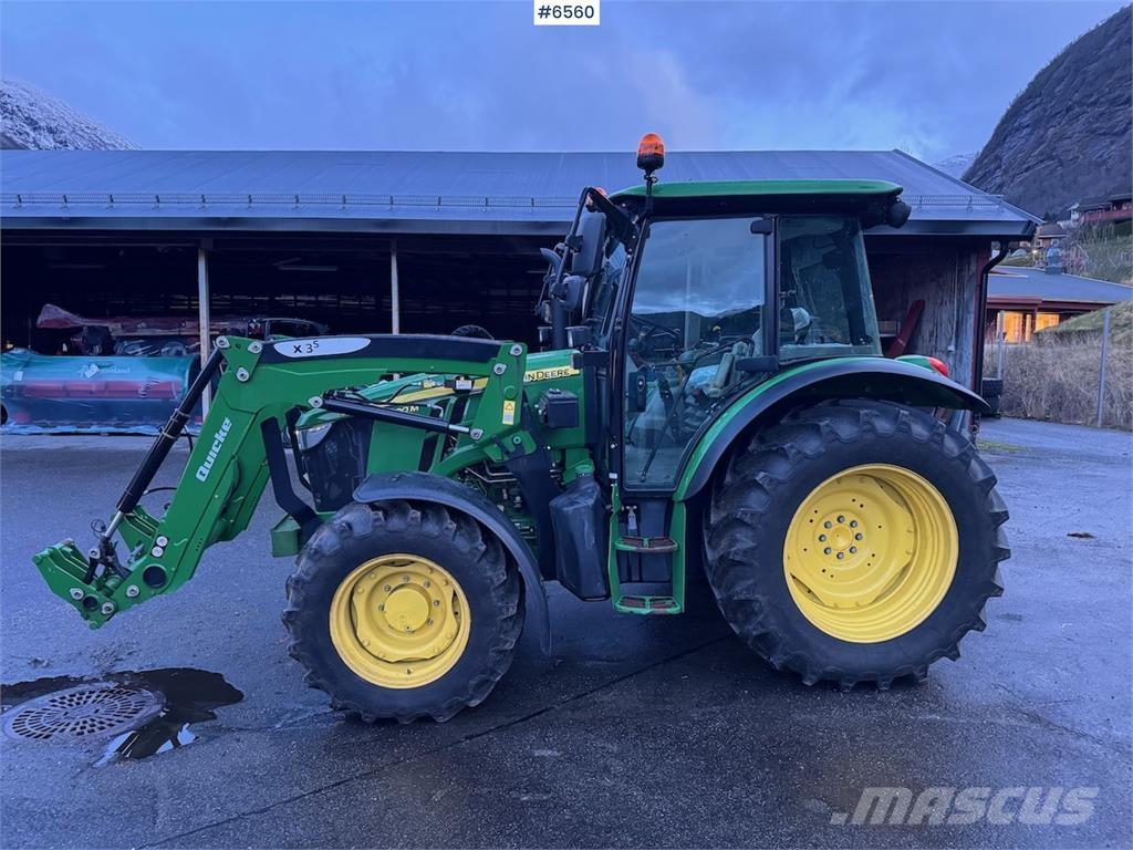 John Deere 5100M الجرارات