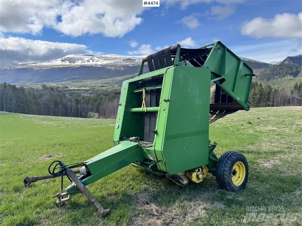 John Deere 545 معدات أخرى لحصاد العلف