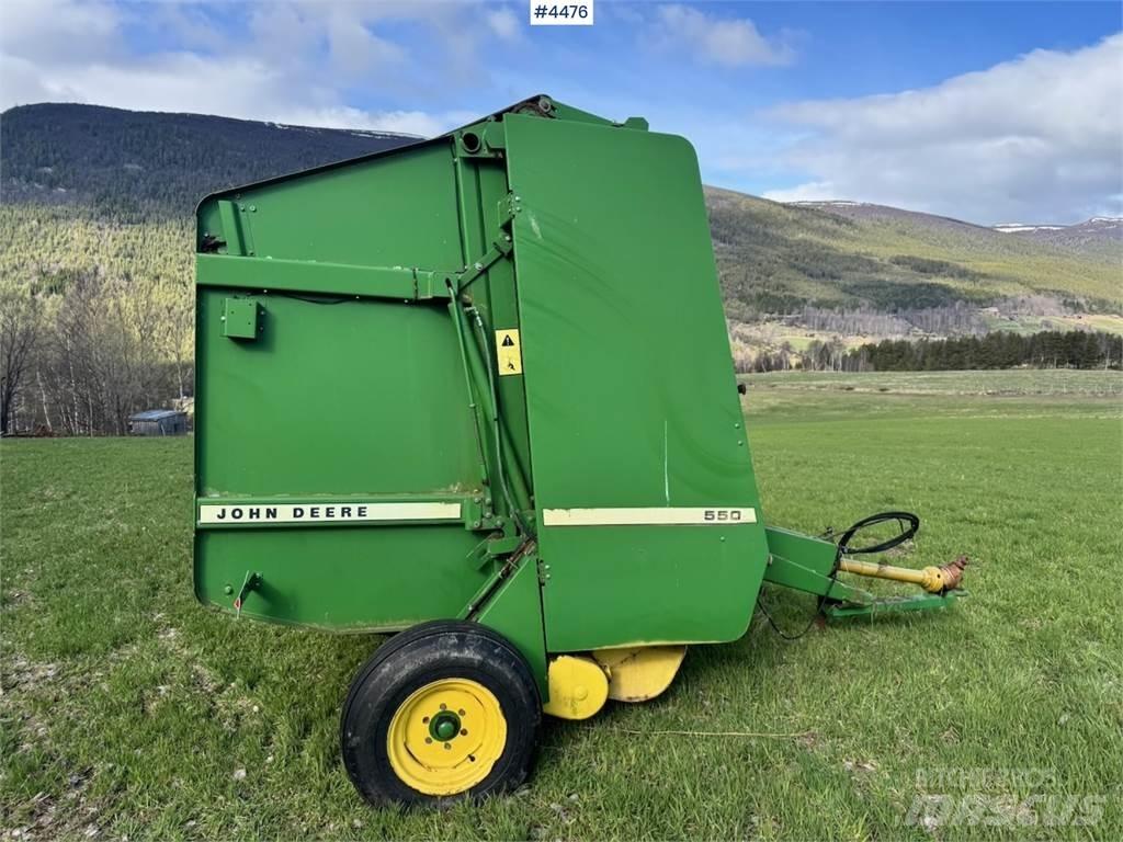 John Deere 550 معدات أخرى لحصاد العلف