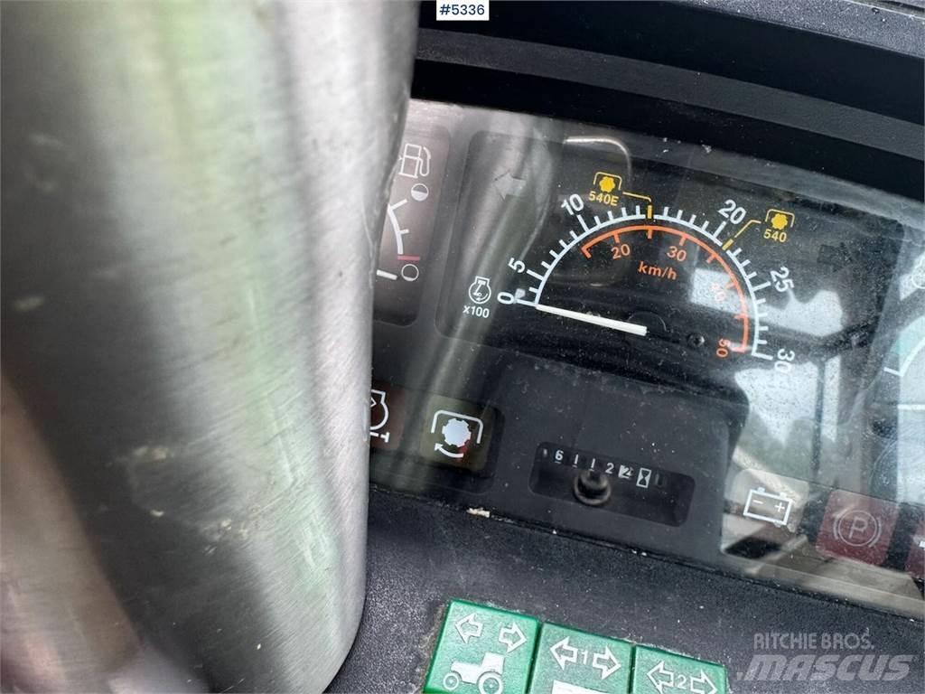John Deere 5500 الجرارات