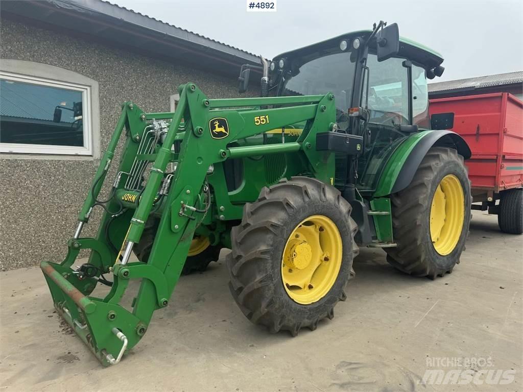 John Deere 5720 الجرارات