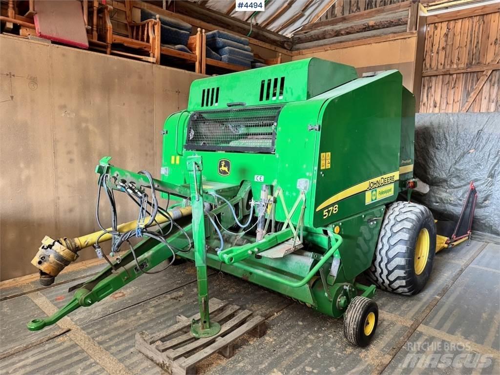 John Deere 578 معدات أخرى لحصاد العلف