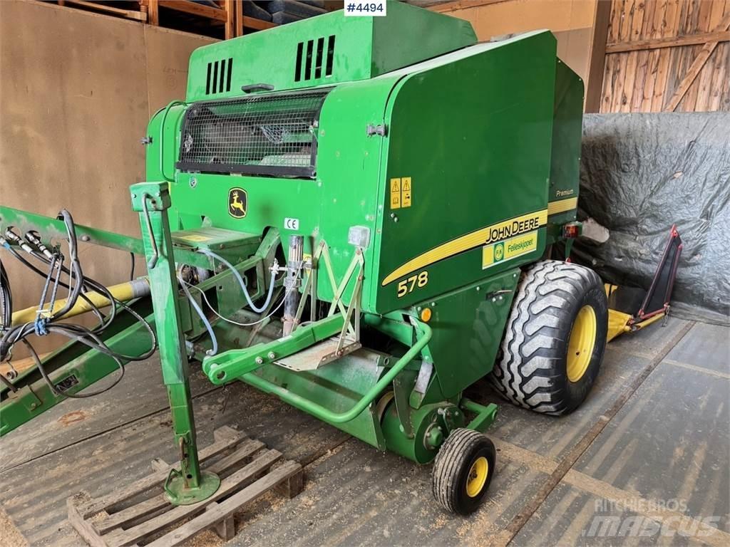 John Deere 578 معدات أخرى لحصاد العلف