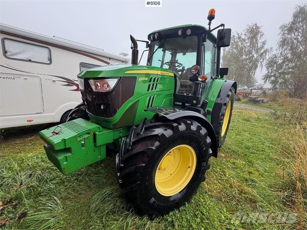 John Deere 6125M الجرارات