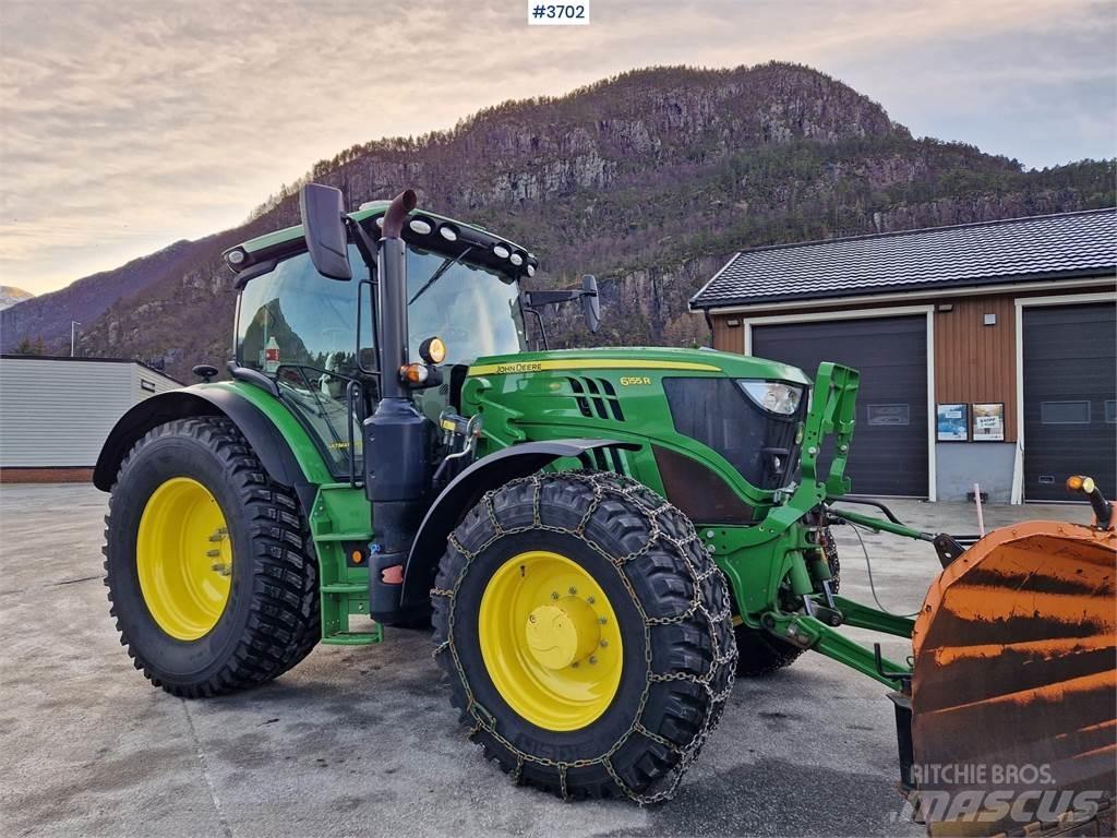 John Deere 6155 R الجرارات