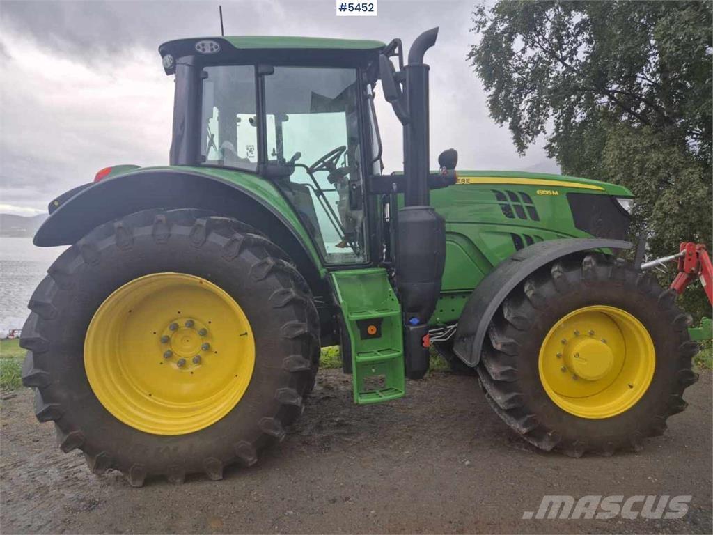 John Deere 6155M الجرارات