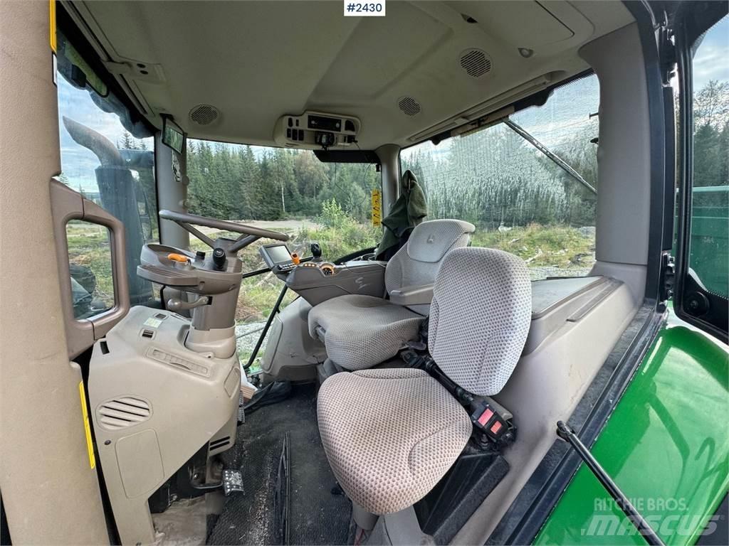 John Deere 6155R الجرارات