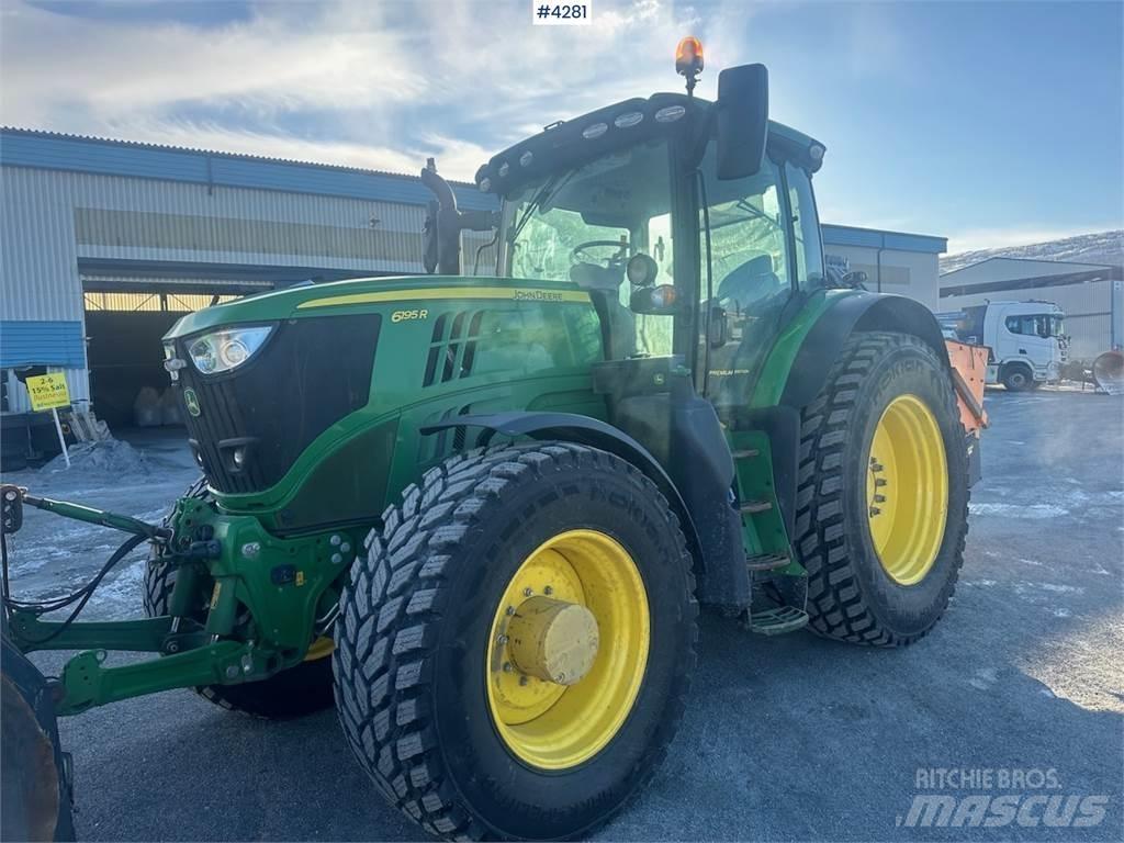 John Deere 6195R الجرارات