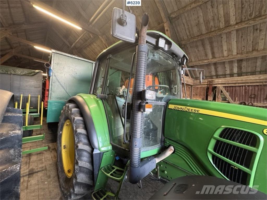 John Deere 6230 الجرارات