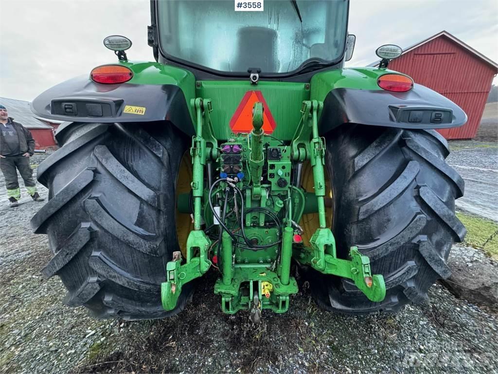 John Deere 7230R الجرارات