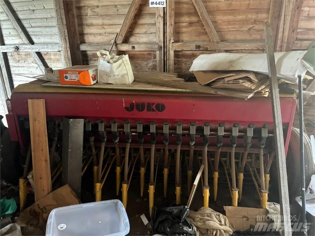 Juko Såmaskin ماكينات وملحقات تسميد أخرى