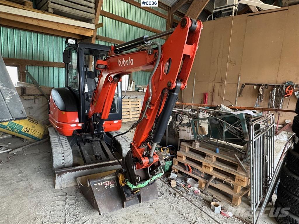 Kubota kx71-3 حفارات زحافة