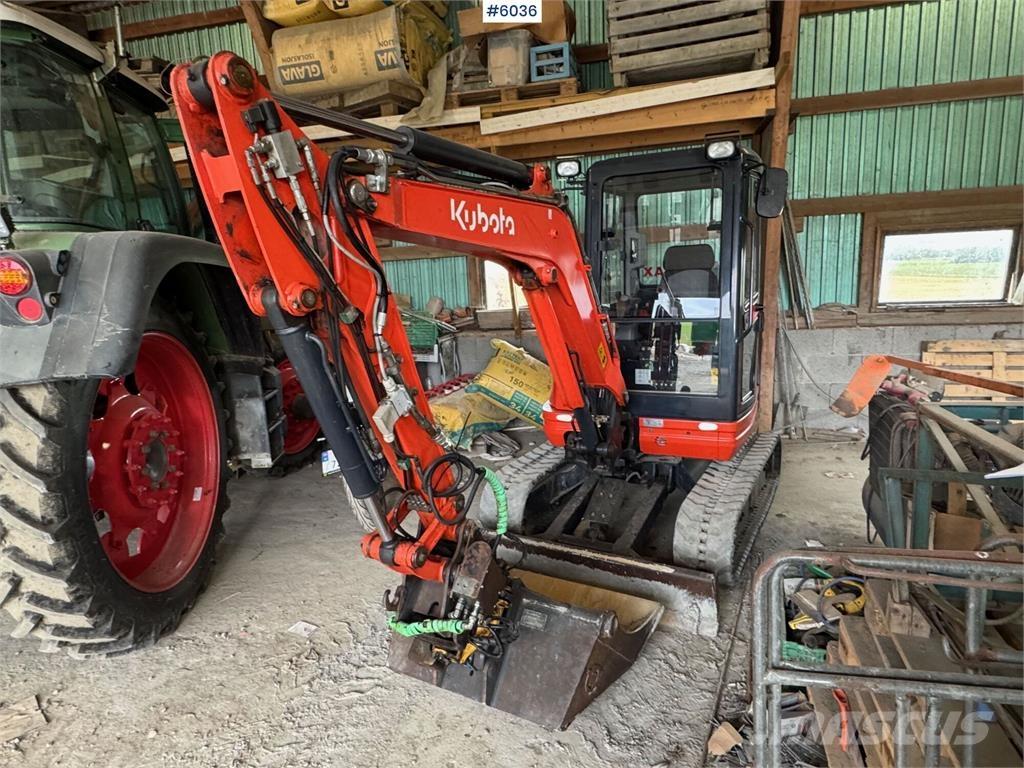 Kubota kx71-3 حفارات زحافة