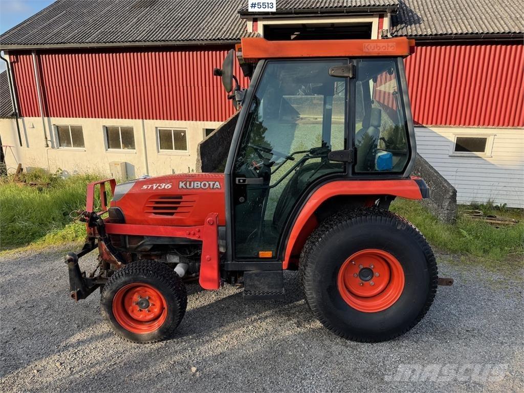 Kubota STV 36 الجرارات