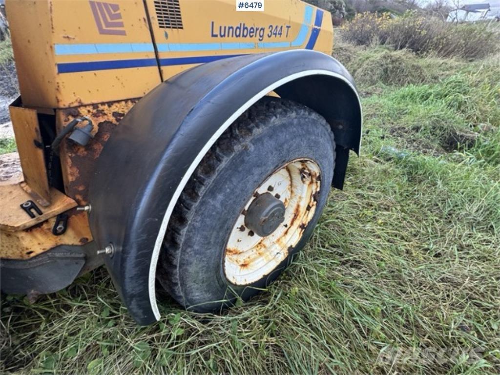 Lundberg 344T لوادر بعجل