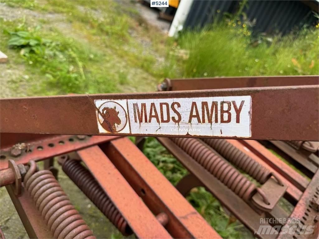  Mads Amby ماكينات وملحقات زراعة أخرى