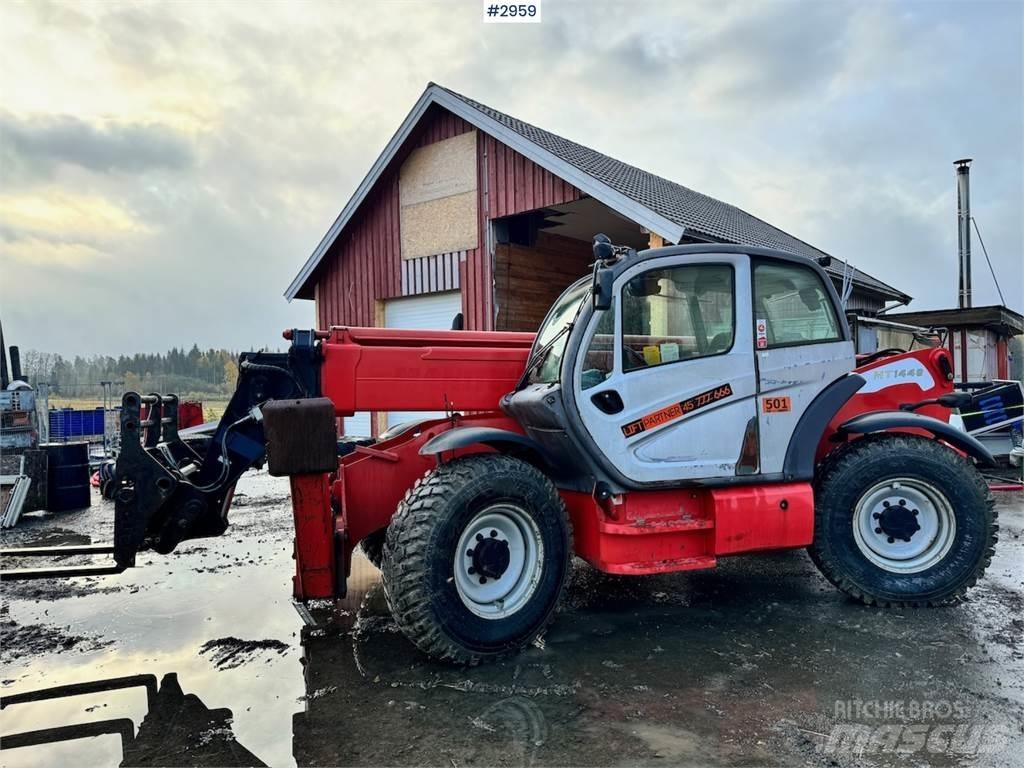 Manitou MT1440 الجرارات