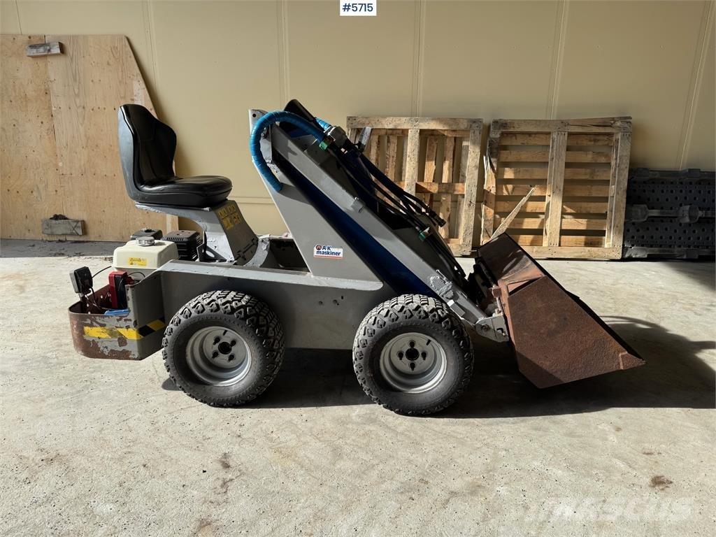 Multione F14B لوادر متعددة الأغراض