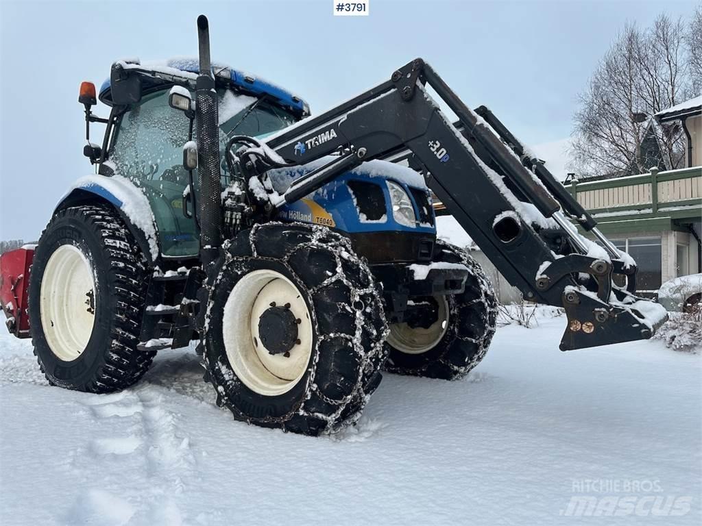 New Holland T6040 الجرارات