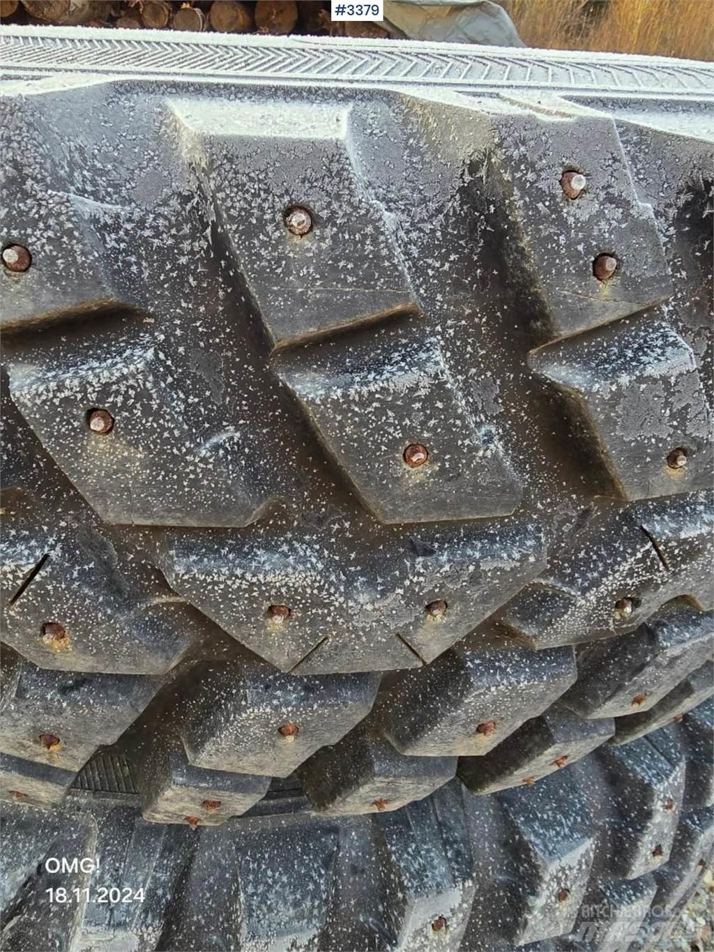 Nokian 440/80R30 مكونات أخرى