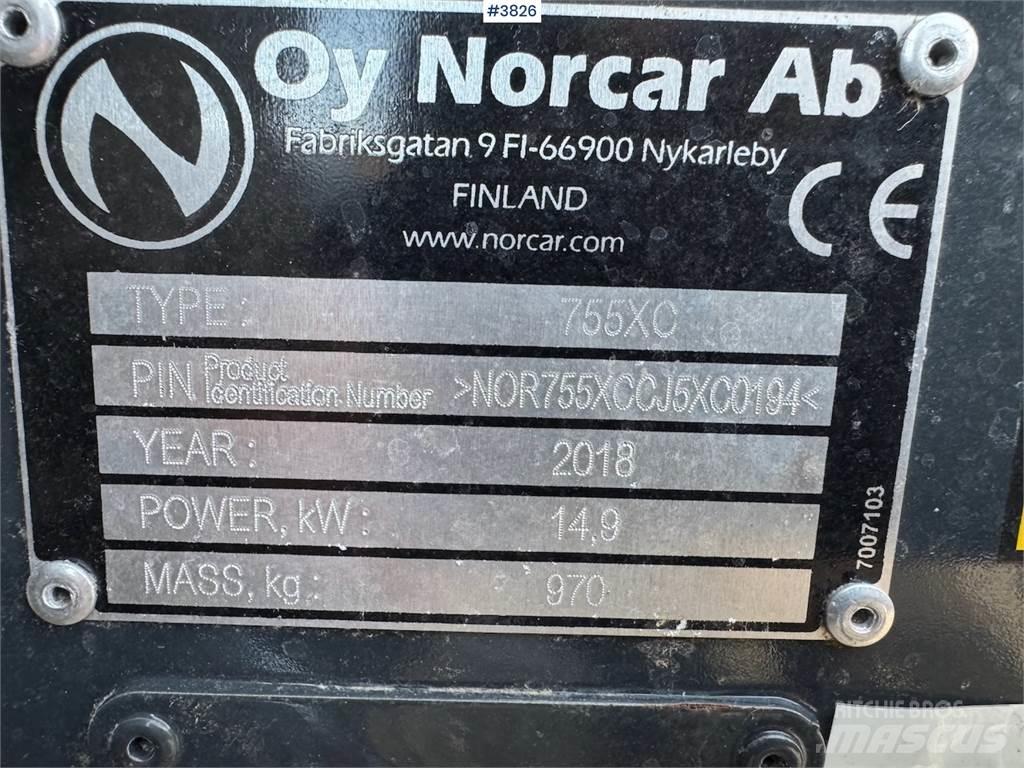 Norcar 755XC لوادر انزلاقية التوجيه