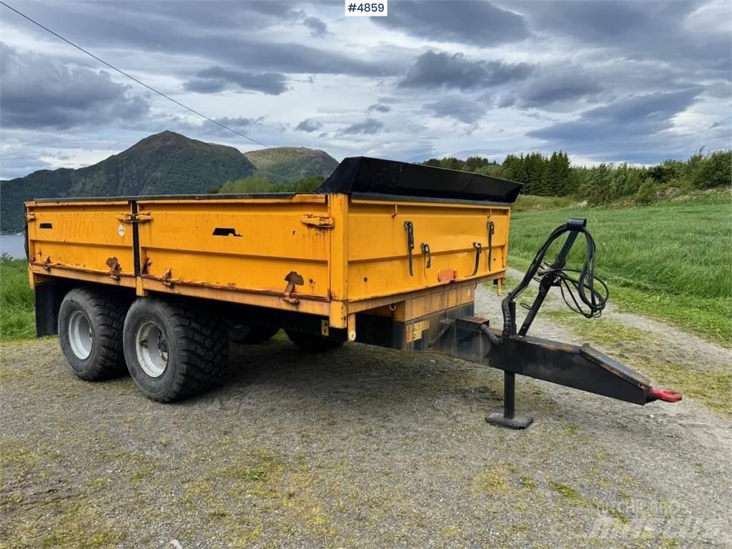 Orkel TX100 مقطورة حبوب