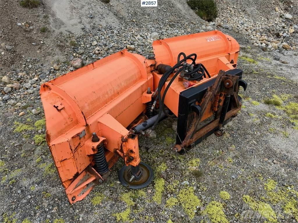 Pronar PUV-2800 حراثات ونصول الجليد
