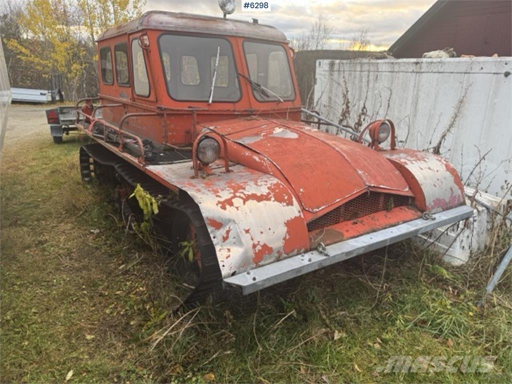  Snow trace St 4 شاحنة مقفلة