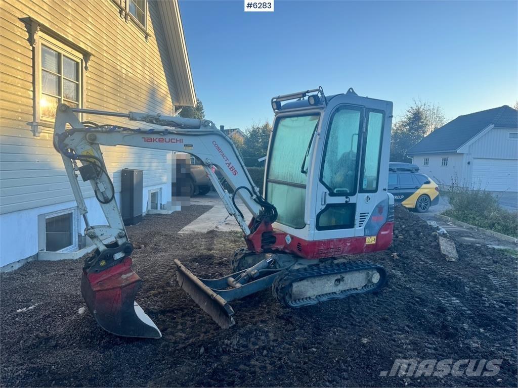 Takeuchi TB219 حفارات زحافة