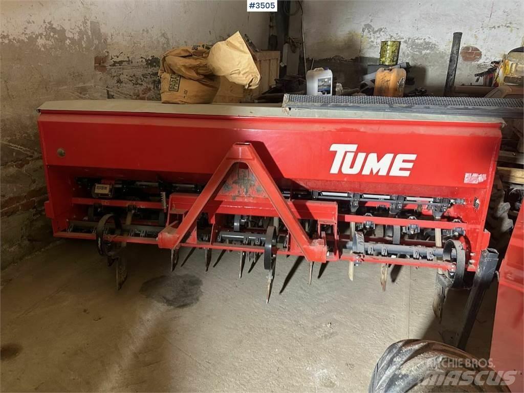 Tume KL 2500 معدات أخرى للحصاد