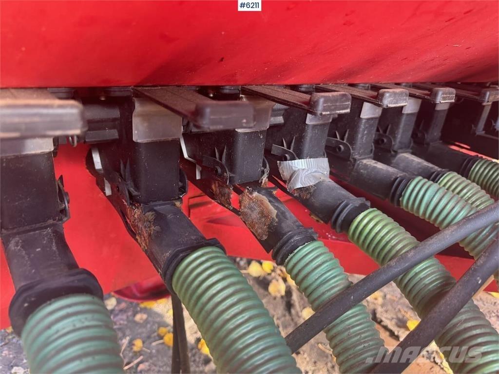 Tume P1350 مثاقيب